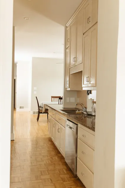 Spacious, Contemporary Loft Next to Green Bay - Image 1