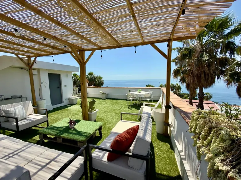 Cozy near Sea, Family friendly, Free parking & BBQ - Image 1