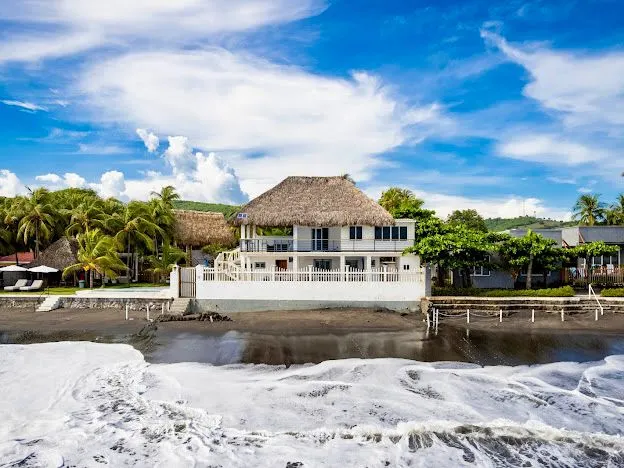 Sirenita Beach Oceanfront house. - Image 1