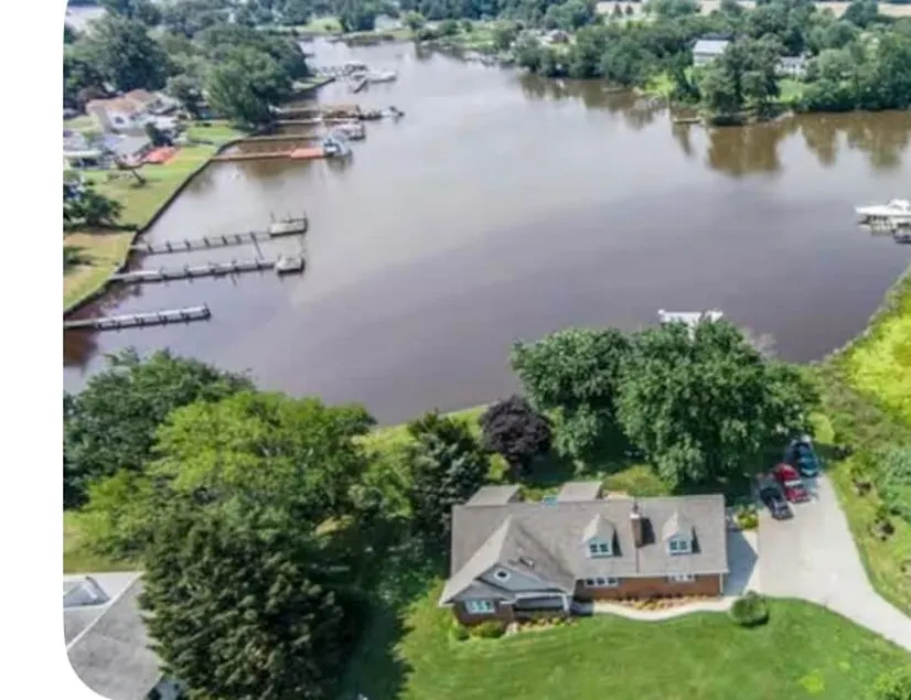 Chesapeake Waterfront-3 En Suites-Fire Pit-Kayaks - Image 1