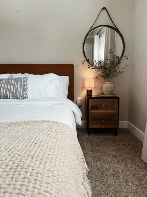 Cozy Home Base to Nat’l Parks + Tesla Charger - Image 1