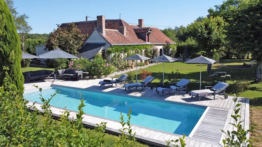 Authentic country house with swimming pool - Image 1