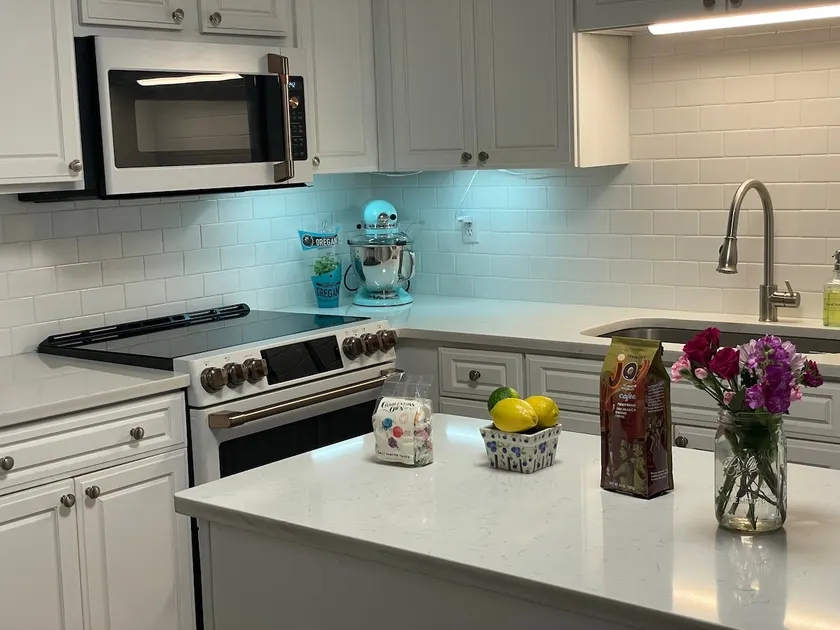 Private Vacation Home! Same day, m-m, short term - Image 1