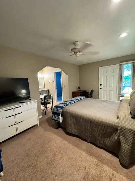Guest suite studio apartment - Image 1