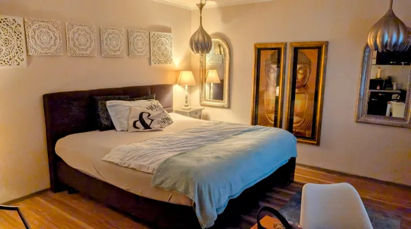 Entire comfortable apartment + P. 2P queen-size bed - Image 1