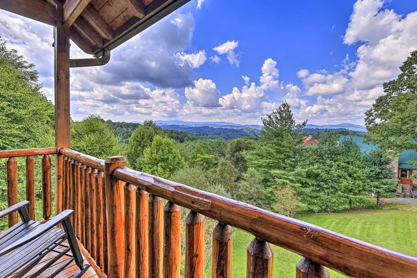 River Access & Game Room: Piney Creek Cabin! - Image 1