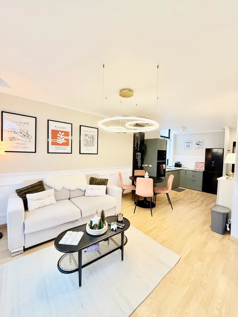 Beautiful Arras Getaway • Downtown & Parking - Image 1