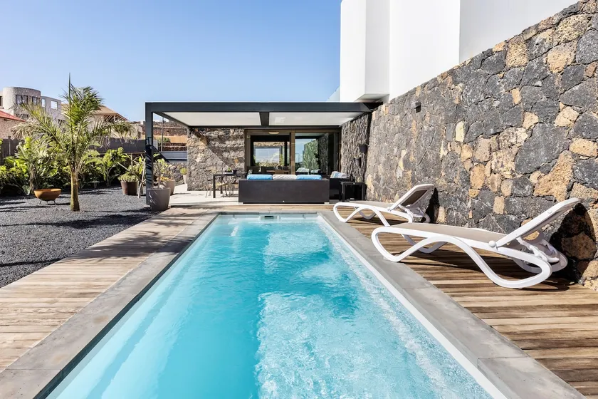 Villa La Tabaiba- Bright open spaces, private & heated pool - Image 1