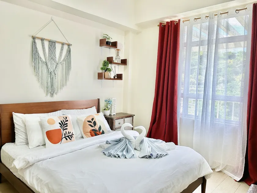 Twin Lakes Residences Merlot L1A | 1BR w/ View - Image 1
