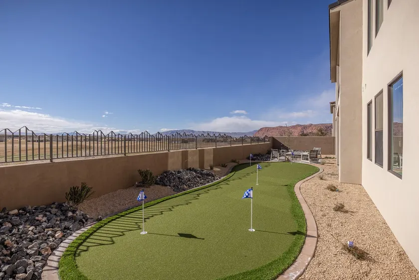Spacious 6BR Sleeps 14 - 3 King Suites on Hole 1 - Image 1