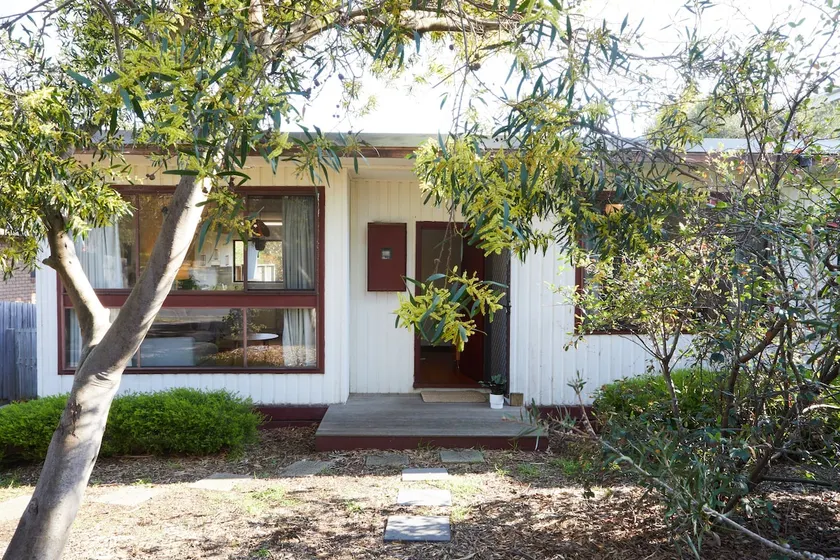 Sunset Shack ~ Surf Coast Classic ~ Pet Friendly - Image 1
