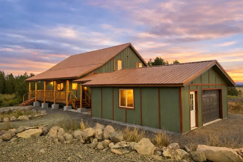 Runaway Creek Lodge+4Bedrms+Wi-Fi+Hot Tub - Image 1