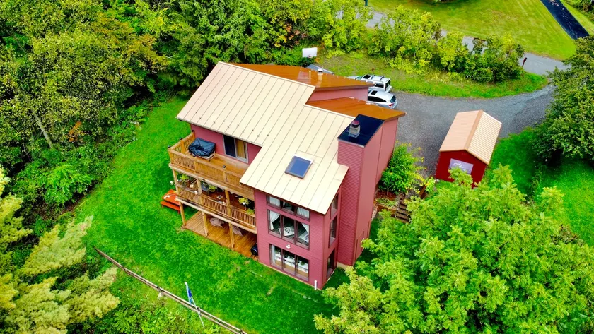 My house is your house! - Image 1