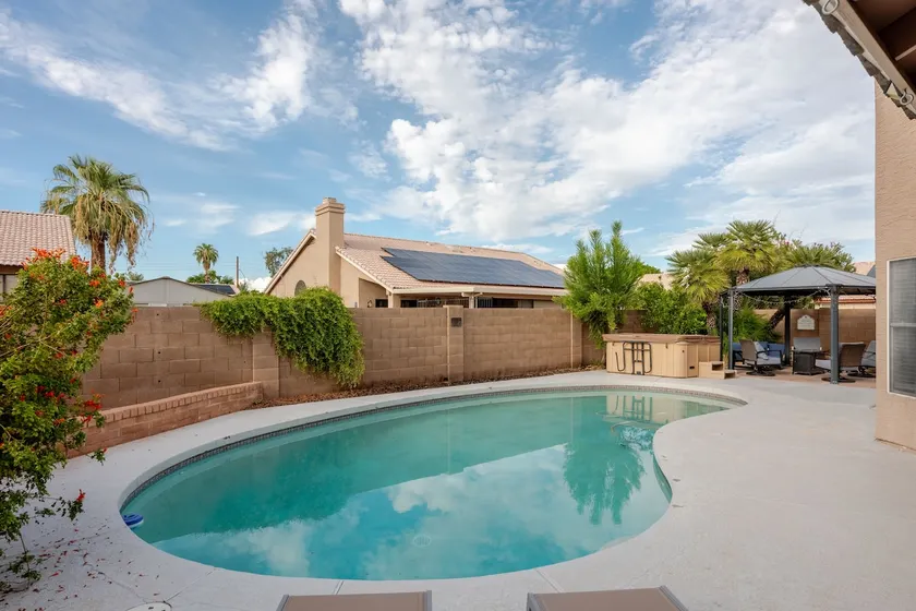 Jakes Place: Pool, Hot Tub, Billiards, Gazebo, BBQ, Fire Pit - Image 1