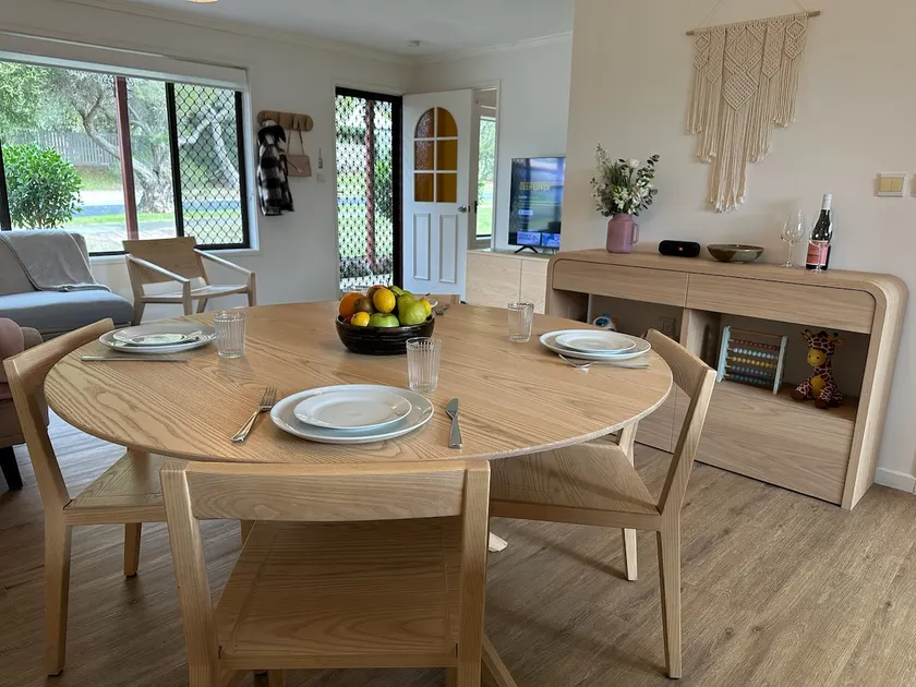 Cosy Cowes Getaway - Near Beach & Penguin Parade - Image 1