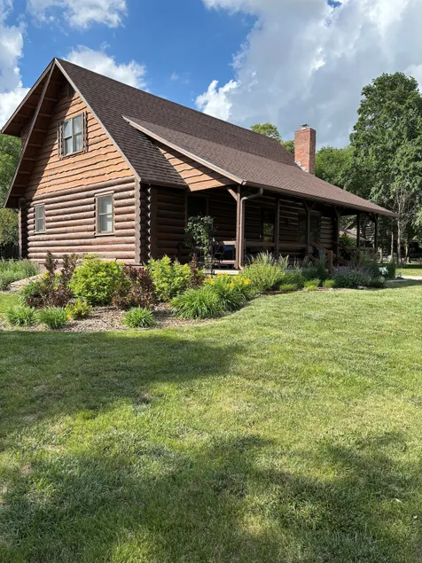 Spring Branch Cabin - Image 1