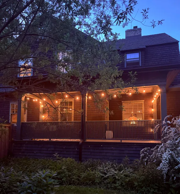 Historic Myron Hunt Home | Walk to NU & Lake - Image 1