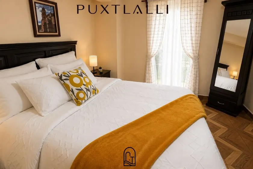 Accommodation with Balcony in Tlalpujahua | Puxtlalli - Image 1