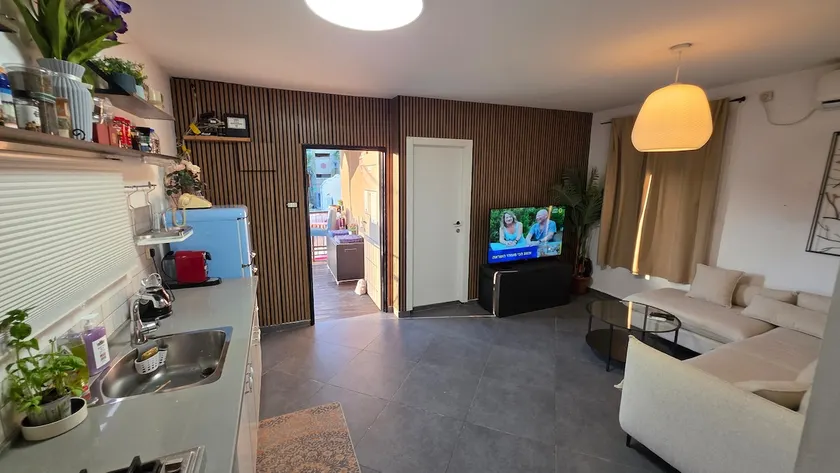 Bond Classic Suite - Image 1