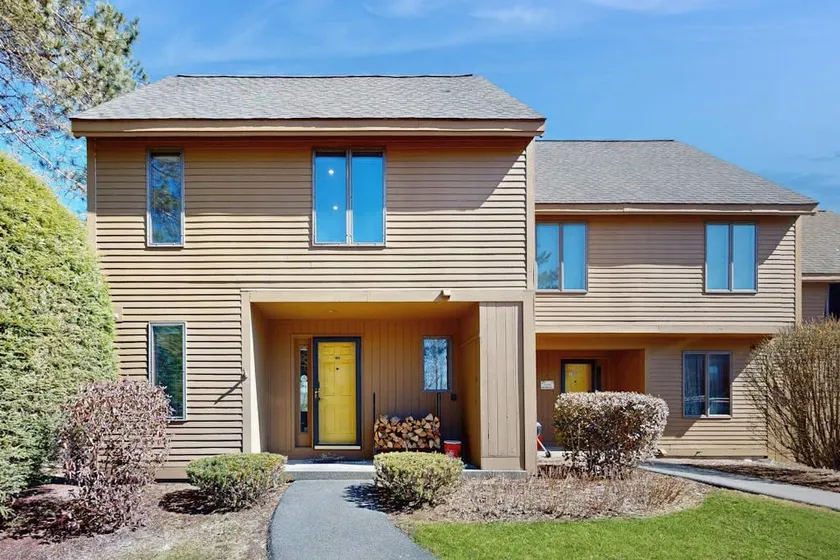 Walk to Village 2BR Mountainview Dog Friendly - Image 1
