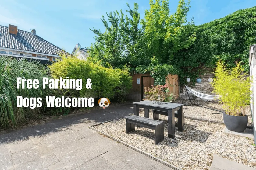 ZOUT! Family home in Zandvoort with garden & parking space - Image 1