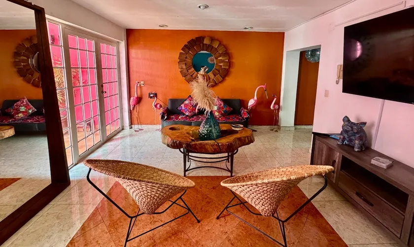 Casa Flamingos en el centro de Tlaquepaque - Image 1