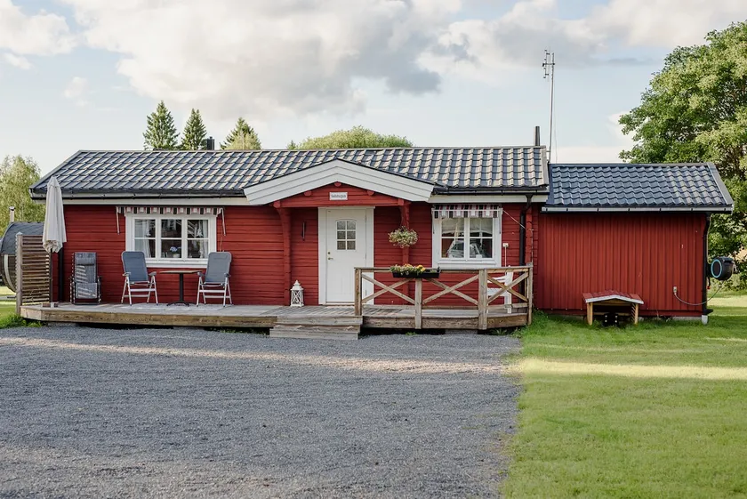Cozy fully-equipped cottage 18 km from central Umeå - Image 1