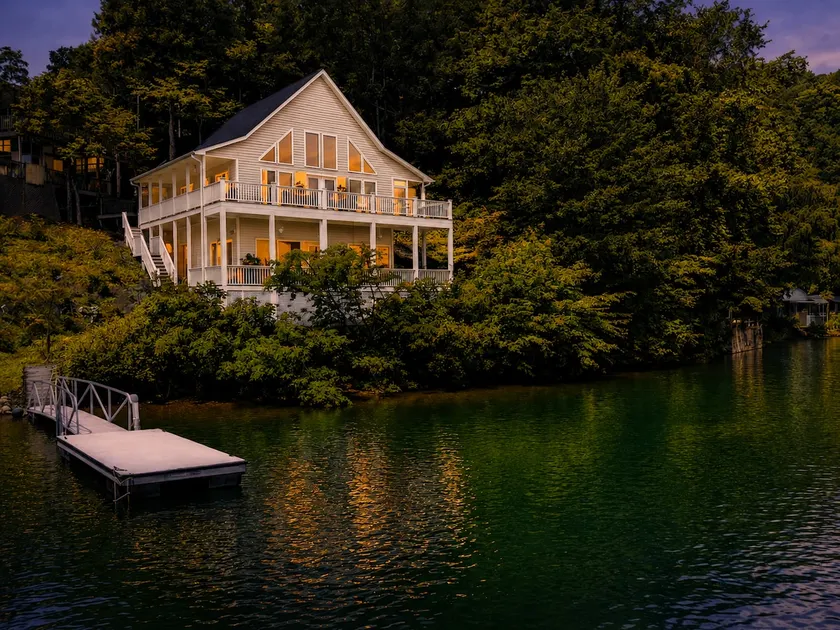 Home on Lake Fontana with Private Dock - Image 1