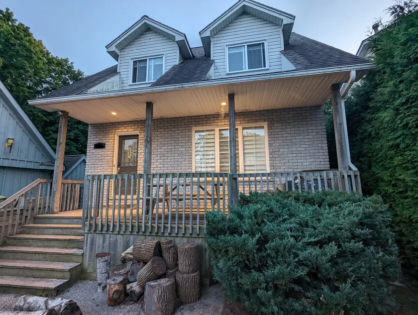 Forest Oasis in Tay w/Large Jacuzzi Hottub - Image 1