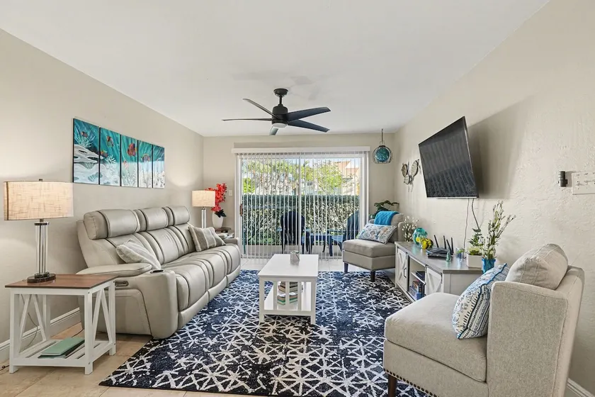Serenity - Ground Floor Condo - Half Mile to Beach - Image 1