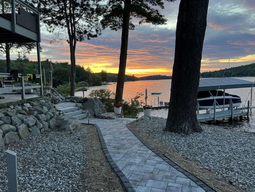 Renovated 4BR Lakefront - Dock - Image 1