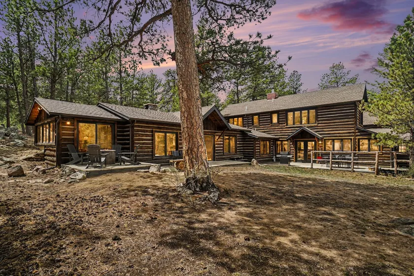 Coach House - Crocker Ranch - Pet Friendly Cabin - Image 1
