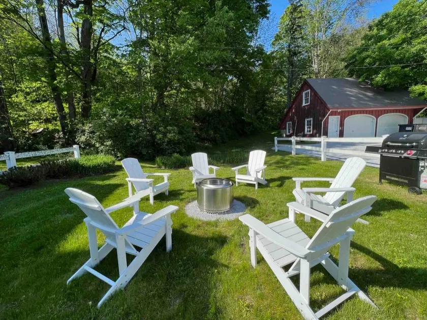 Foliage and Ski Retreat by Woodstock & Killington - Image 1