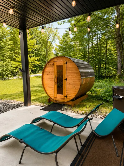 New Family Cottage Tremblant-4 Bdrs w/ Hot Tub - Image 1