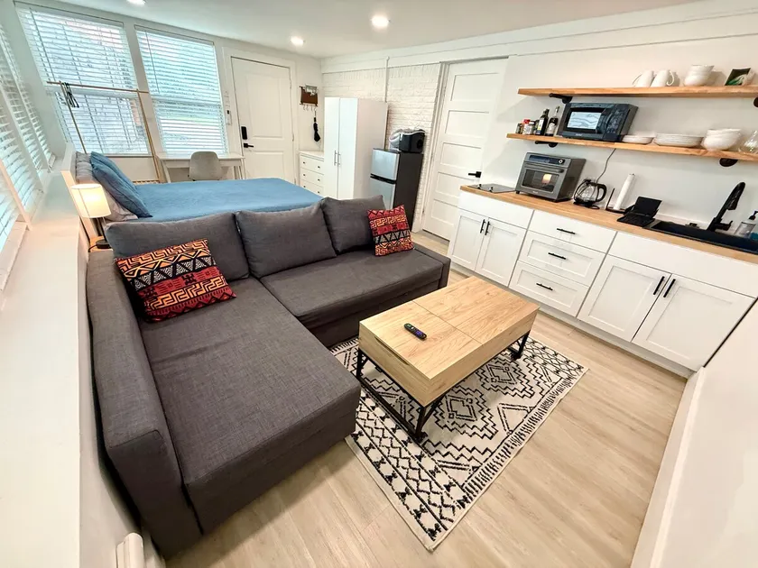 ATX Cozy studio - Image 1