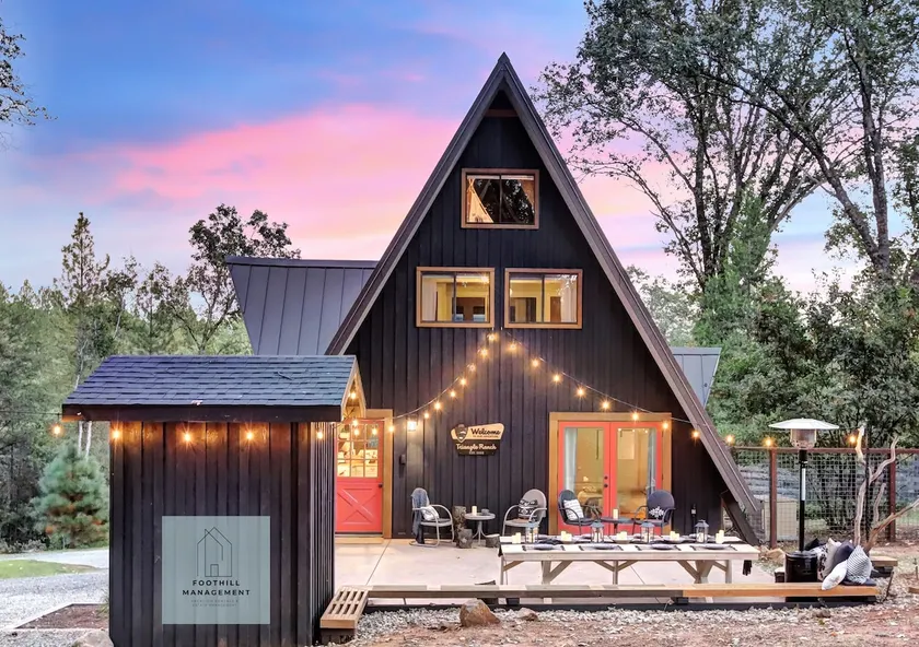 Scenic A-frame retreat, hot tub, treehouse & more! - Image 1