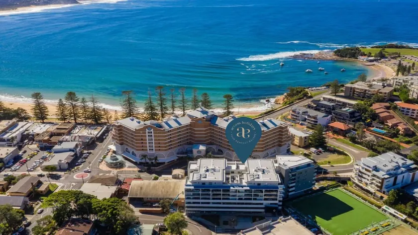 THE HARMONY SUITE | WIFI , Short walk to beach | Accom Holidays - Image 1