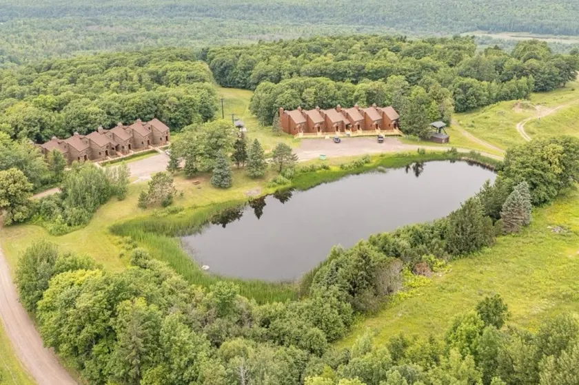 Cute & Cozy 1B/1B Condo w/ Jetted Tub! - Image 1