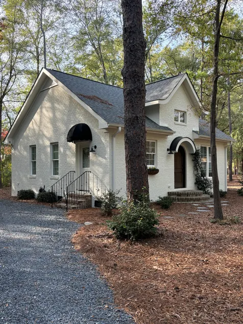 NEW BUILD Golf Cottage-Perfect for Couples/Family - Image 1