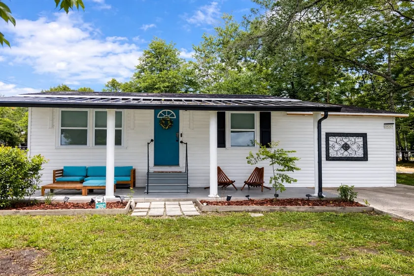 The Bungalow Getaway - Image 1