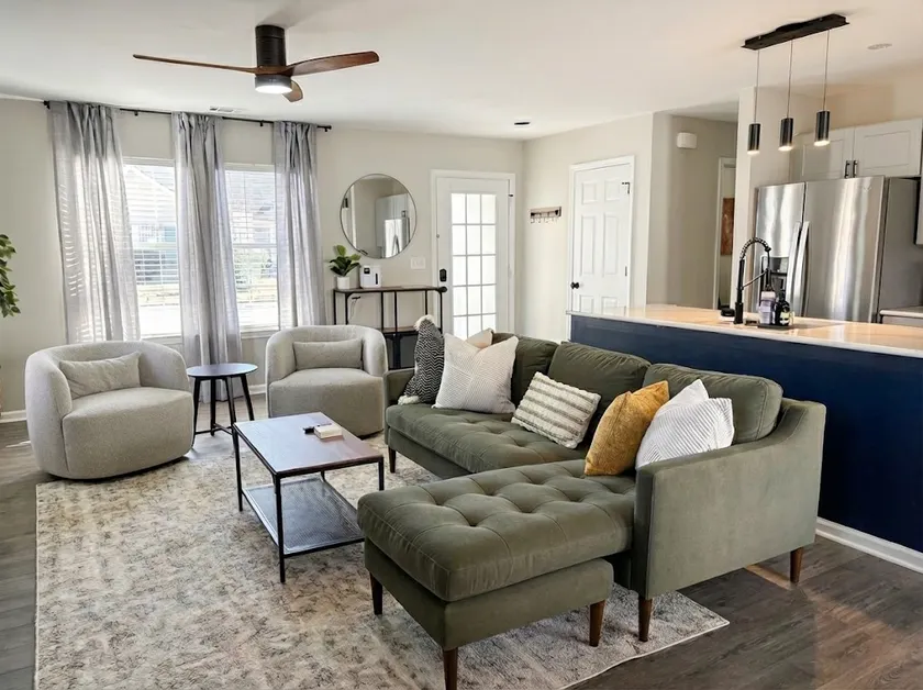 Quiet Stay Near Ballantyne-PetFriendly-FullyFenced - Image 1