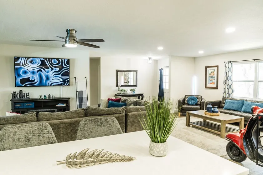 Mayfair Forrest Retreat With Pool And Game Room - Image 1