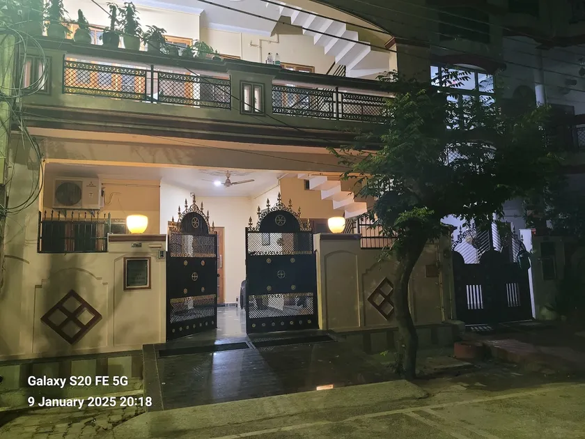 ParkViewVirat Khand Gomtinagar2bhkfully furnished. - Image 1