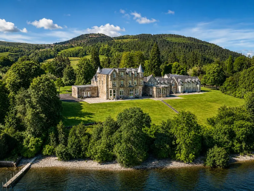 Lomond Castle Penthouse - Image 1
