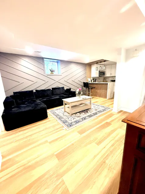 2BR Spacious Basement Suite in Ottawa. No pets! - Image 1