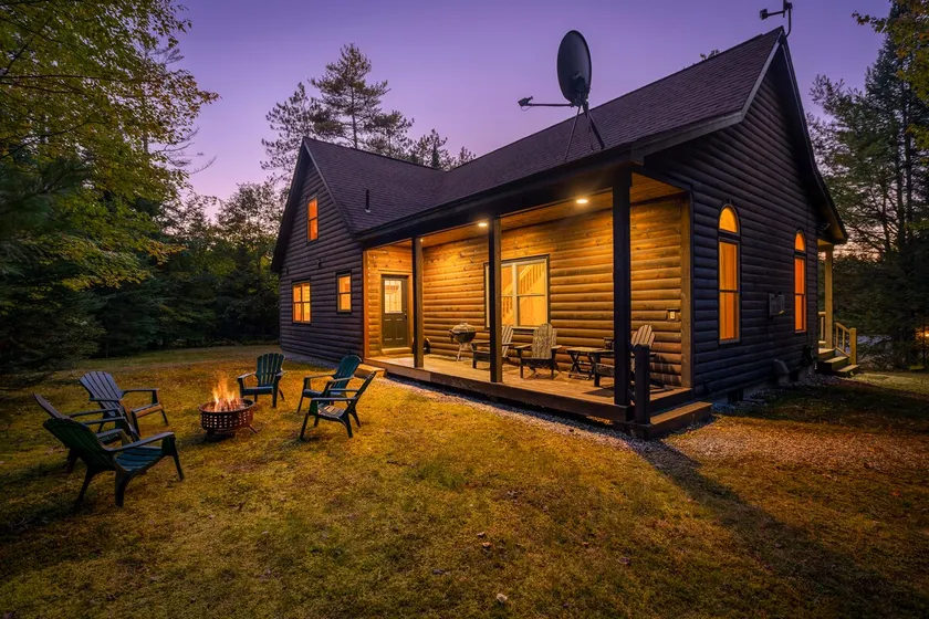 Lodge in Maine mit Kamin und Billardtisch - Image 1