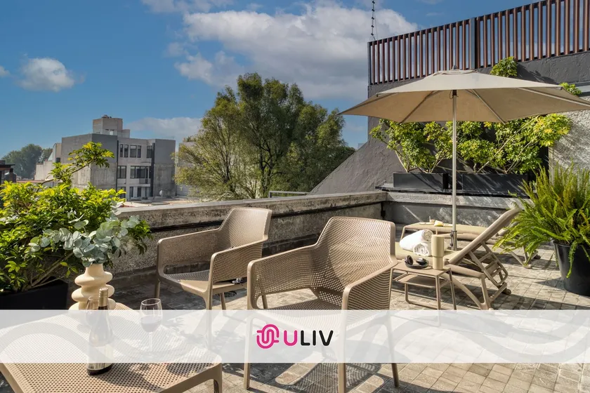 Style and Design | 2 Chill Terraces in Top Area - Image 1