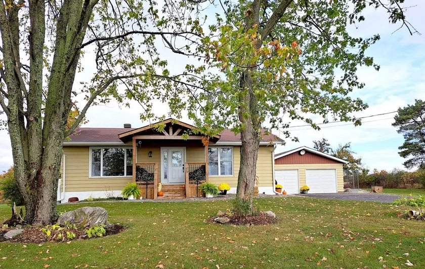 Hosta Haven: Entire bungalow in The County. - Image 1