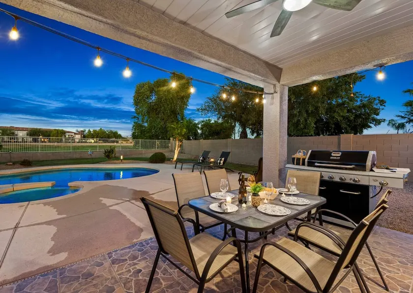 Golf Course home with FREE Heated Pool and Spa! - Image 1