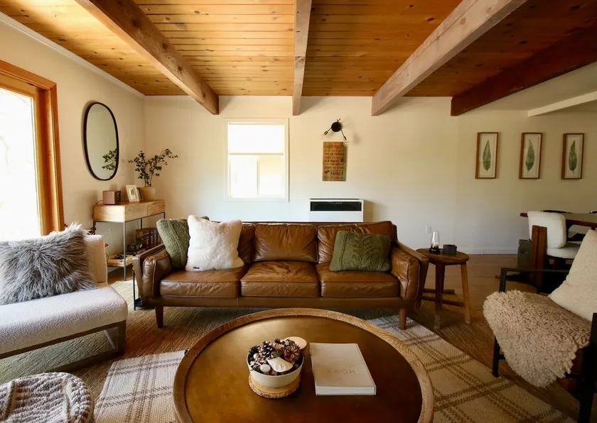 Cozy-Cabin w/ Hot tub + Outlet for EV & Amenities - Image 1